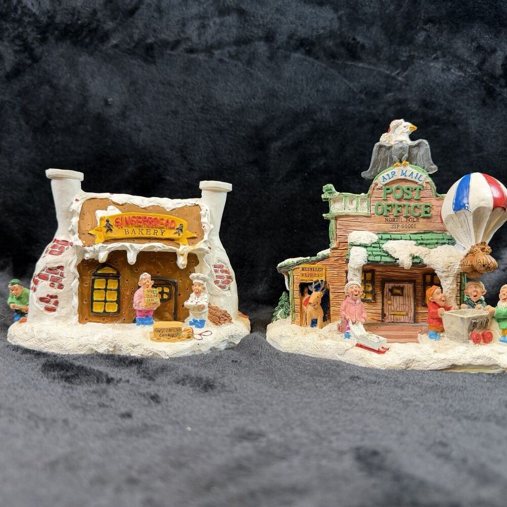 SANTA'S TOWN At The North Pole Christmas Village Post Office Gingerbread Bakery